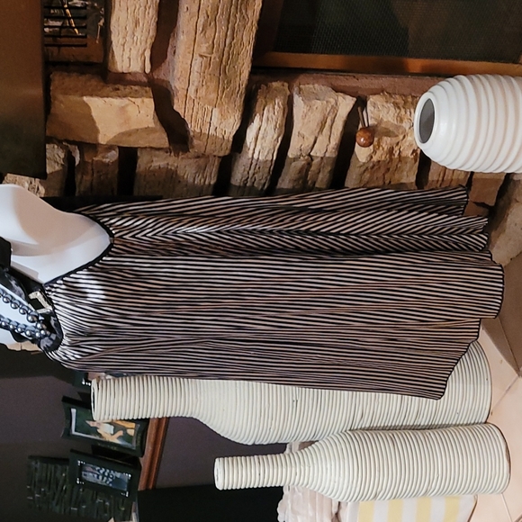 Silk stripped mini dress - Picture 4 of 5